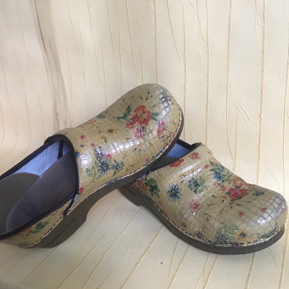dansko patterned clogs